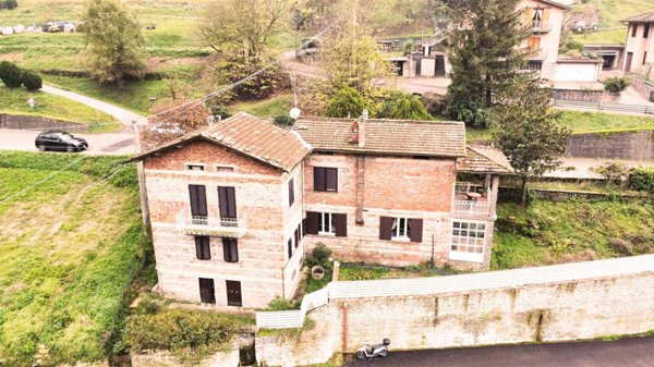 casa indipendente in vendita a Marradi