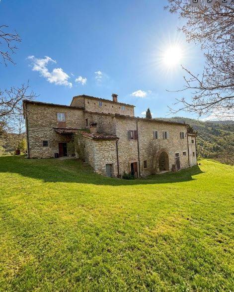 casa indipendente in vendita a Marradi in zona Crespino