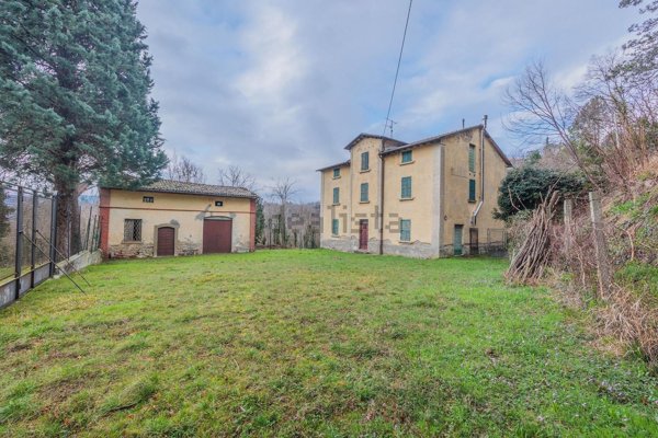 casa indipendente in vendita a Marradi