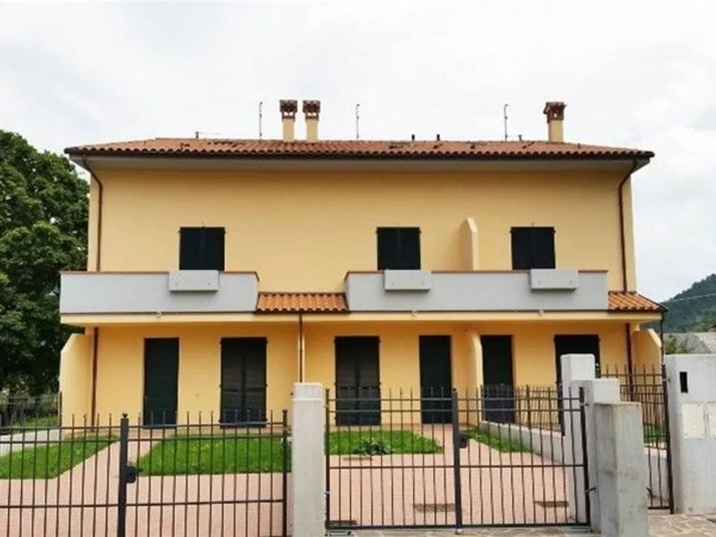 casa indipendente in vendita a Marradi in zona Popolano
