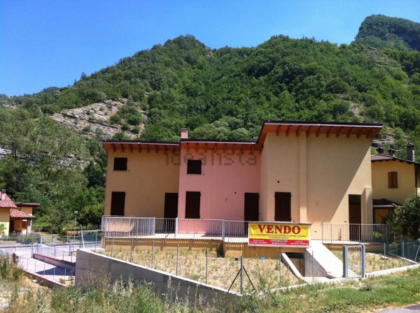 appartamento in vendita a Marradi in zona Crespino