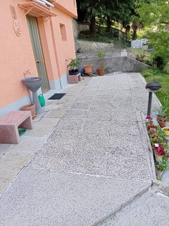 casa indipendente in vendita a Marradi in zona Biforco