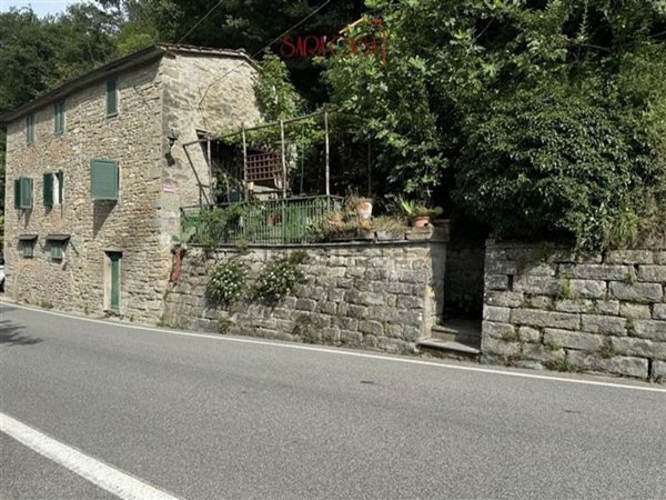 casa indipendente in vendita a Marradi in zona Abeto