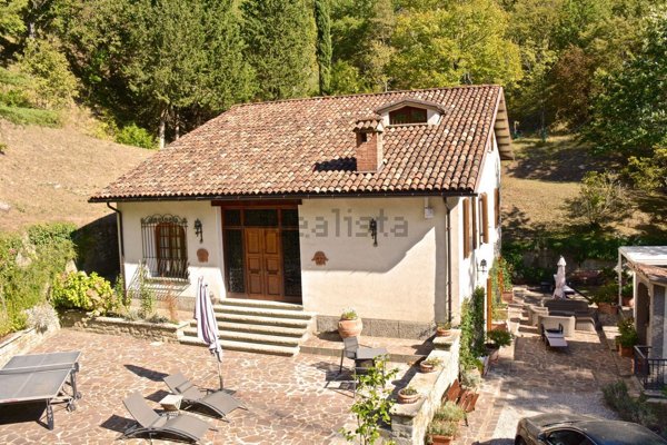 casa indipendente in vendita a Marradi in zona Biforco