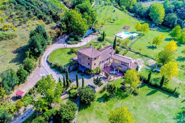 casa indipendente in vendita a Montaione in zona Alberi