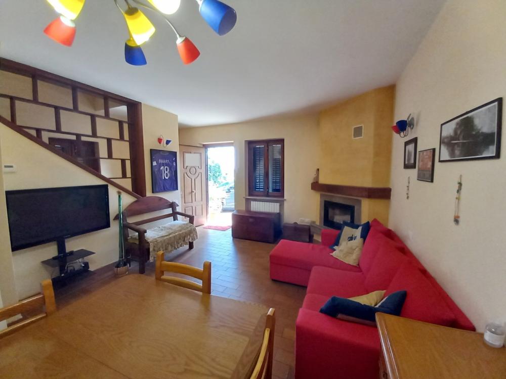 appartamento in vendita a Montaione in zona San Vivaldo