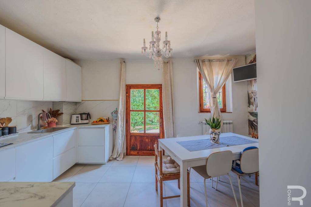 casa indipendente in vendita a Montaione