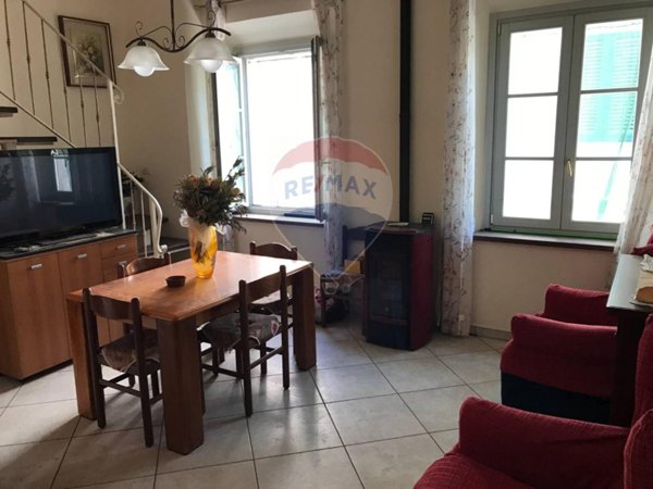 appartamento in vendita a Montaione in zona Castelfalfi