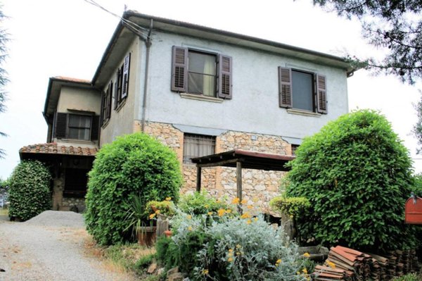 casa indipendente in vendita a Montaione