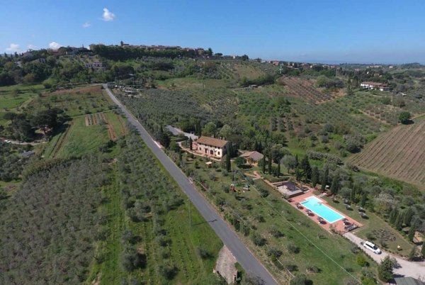 casa indipendente in vendita a Montaione