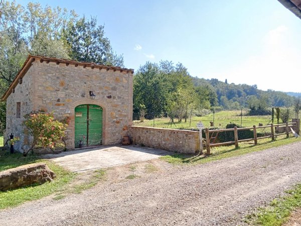 casa indipendente in vendita a Montaione