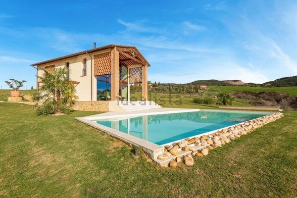 casa indipendente in vendita a Montaione