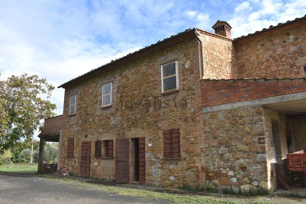 casa indipendente in vendita a Montaione
