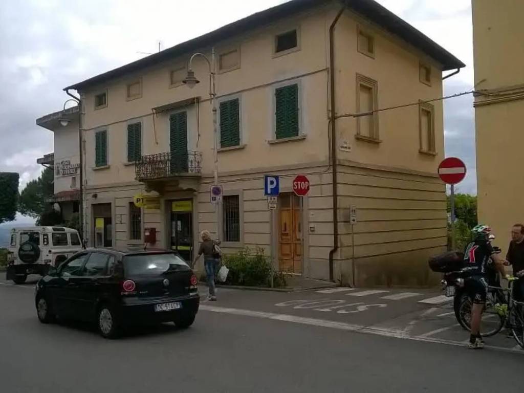 casa indipendente in vendita a Montaione