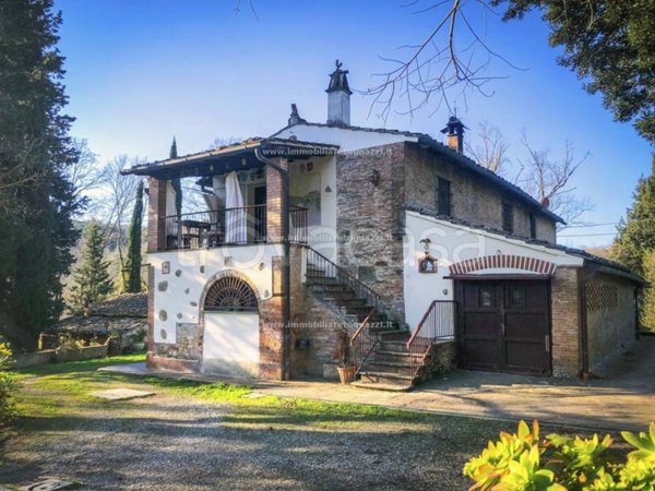 casa indipendente in vendita a Montaione in zona Iano