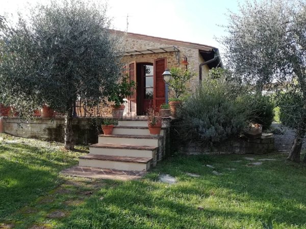 casa semindipendente in vendita a Montaione in zona Alberi