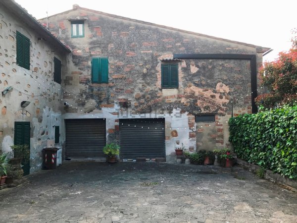 appartamento in vendita a Montaione in zona San Vivaldo