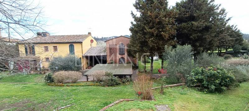 casa indipendente in vendita a Montaione in zona Castelfalfi
