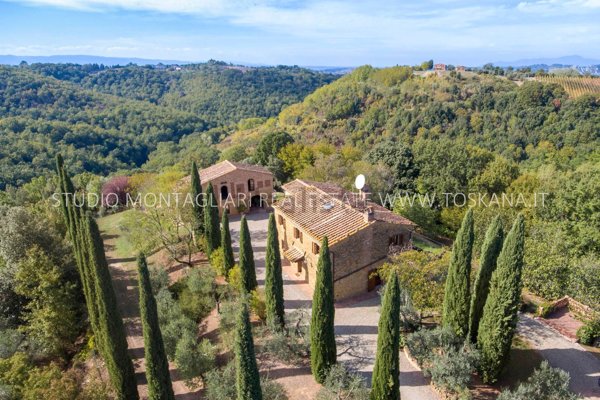 casa indipendente in vendita a Montaione
