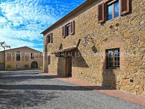 casa indipendente in vendita a Montaione