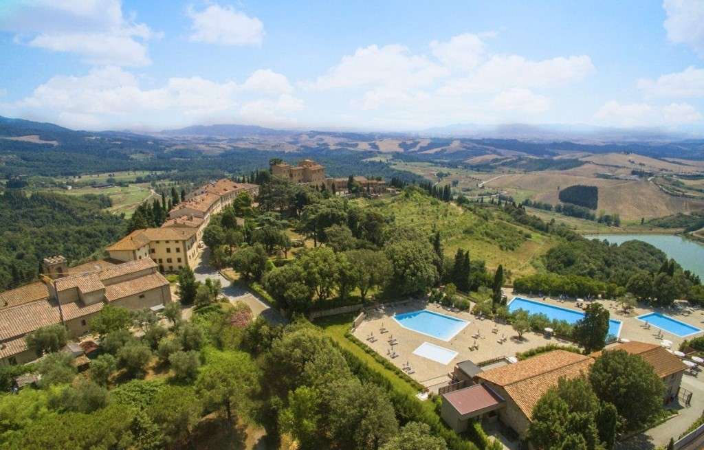 appartamento in vendita a Montaione in zona Castelfalfi