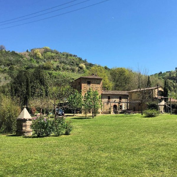casa indipendente in vendita a Montaione