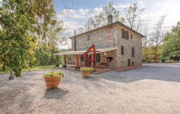 casa indipendente in vendita a Montaione