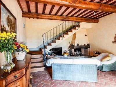 casa indipendente in vendita a Montaione