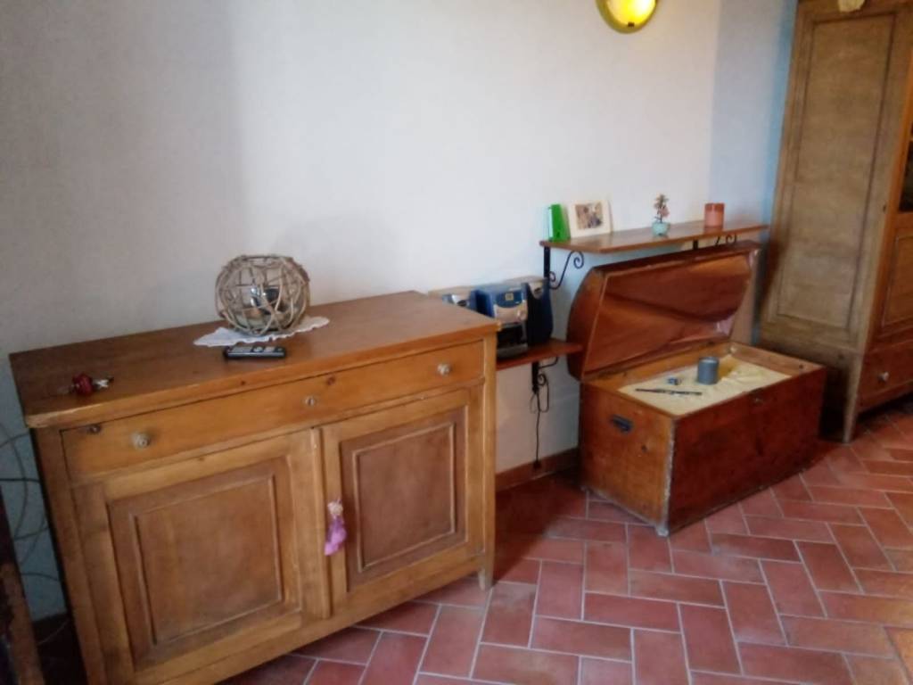 appartamento in vendita a Montaione in zona Mura