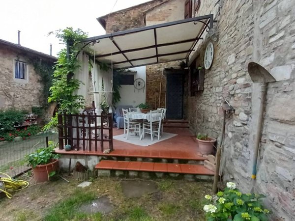 appartamento in vendita a Montaione in zona Alberi