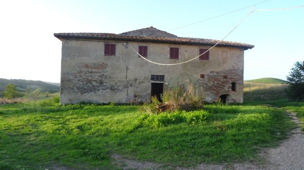 rudere in vendita a Montaione