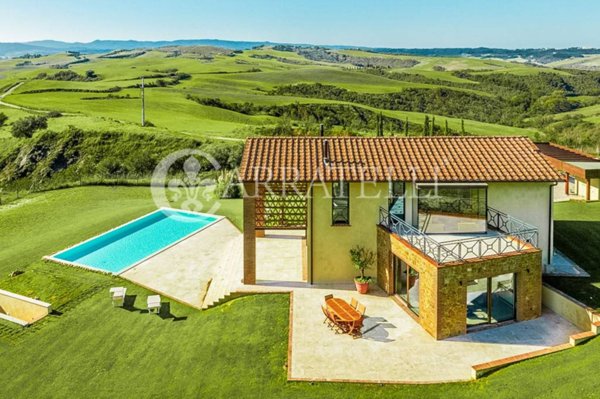 casa indipendente in vendita a Montaione in zona Castelfalfi