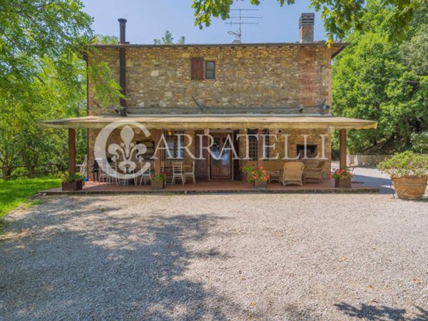 casa indipendente in vendita a Montaione in zona Castelfalfi