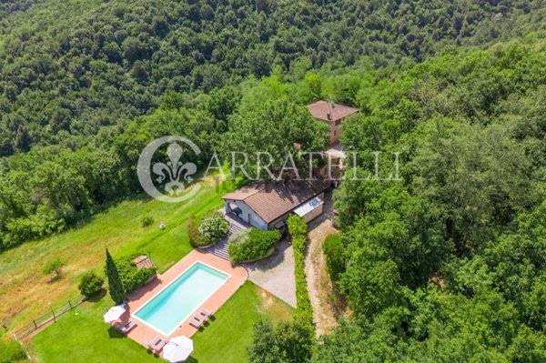 casa indipendente in vendita a Montaione in zona Castelfalfi