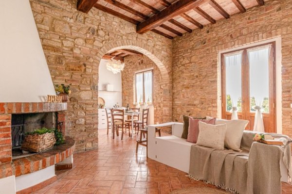 casa indipendente in vendita a Montaione