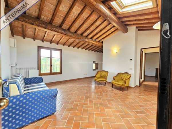 appartamento in vendita a Montaione in zona Mura