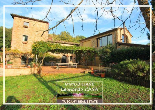 casa indipendente in vendita a Montaione in zona Castelfalfi