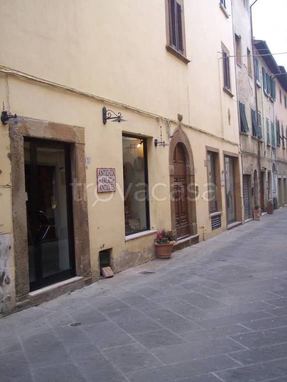 appartamento in vendita a Montaione in zona Mura