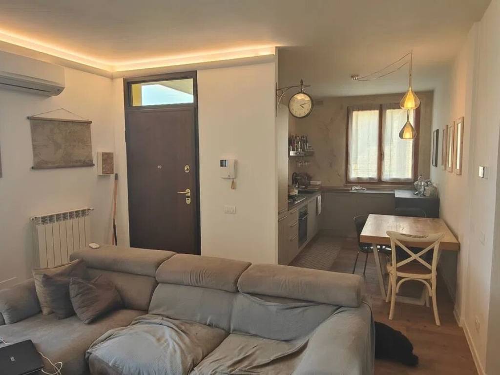 appartamento in vendita a Montaione in zona Mura