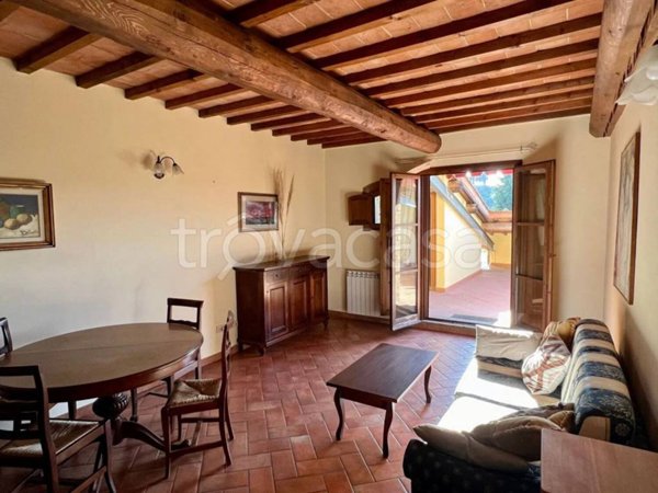 appartamento in vendita a Montaione in zona Mura