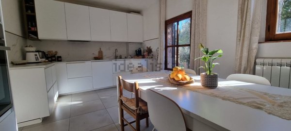 casa indipendente in vendita a Montaione