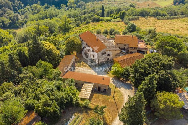 casa indipendente in vendita a Montaione