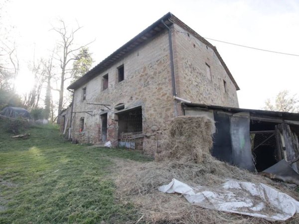 casa indipendente in vendita a Montaione