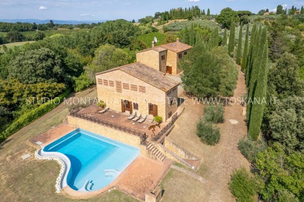 casa indipendente in vendita a Montaione