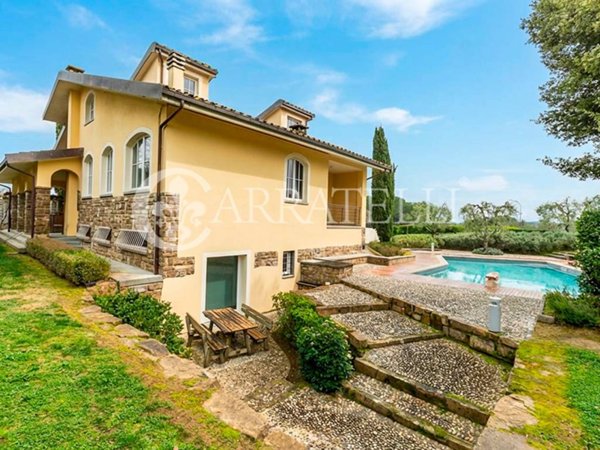 casa indipendente in vendita a Montaione