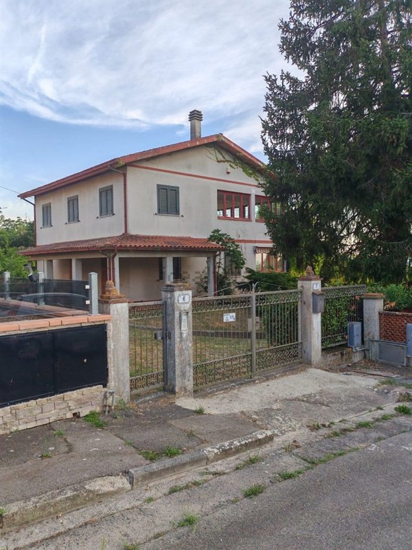 casa indipendente in vendita a Montaione in zona San Vivaldo