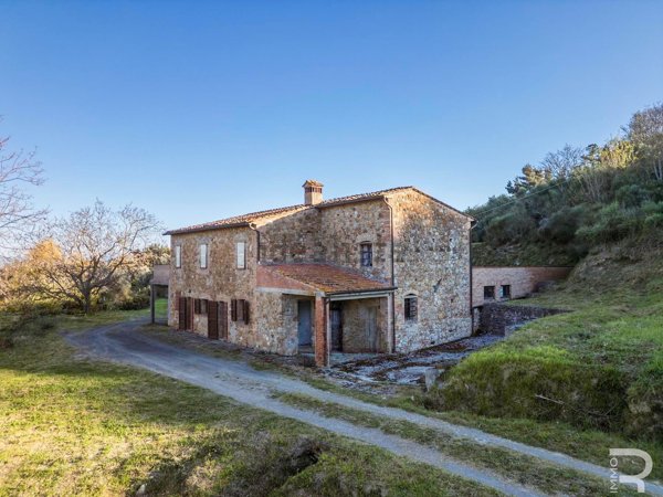 casale in vendita a Montaione