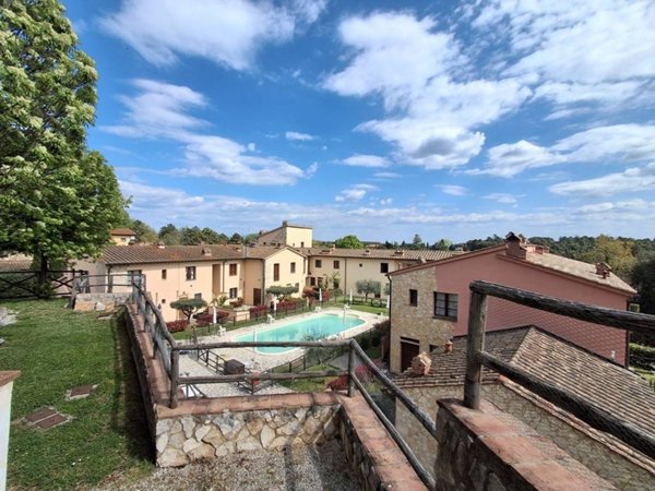 casa indipendente in vendita a Montaione