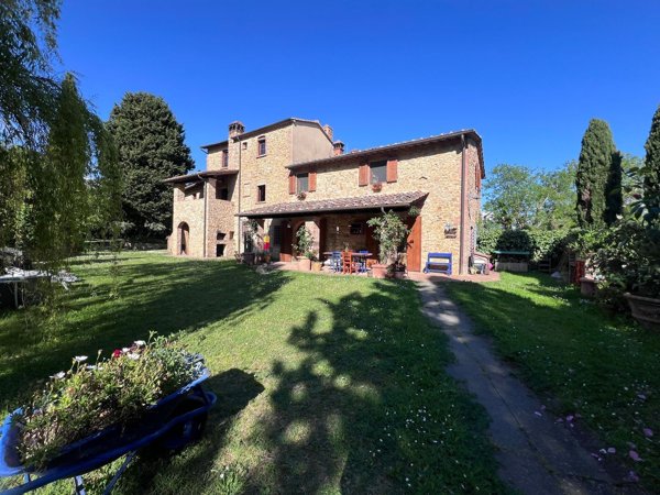 casa indipendente in vendita a Montaione
