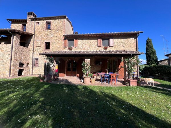 casa indipendente in vendita a Montaione